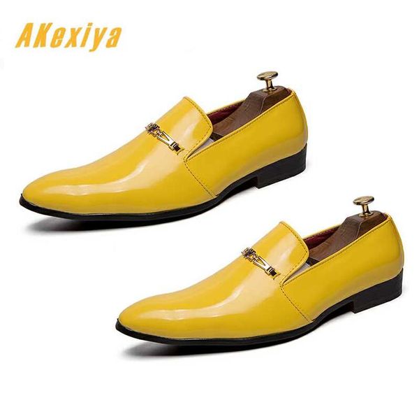 british fashion designer men's pointed flats dress shoes male yellow color wedding homecoming prom formal shoes for man, Black
british fashion designer men's pointed flats dress shoes male yellow color wedding homecoming prom formal shoes for man, Black