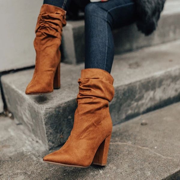 puimentiua ankle boots for women slim stretch pointed toe sock boots square high heel shoes woman fashion bota plus 35-43, Black
puimentiua ankle boots for women slim stretch pointed toe sock boots square high heel shoes woman fashion bota plus 35-43, Black
