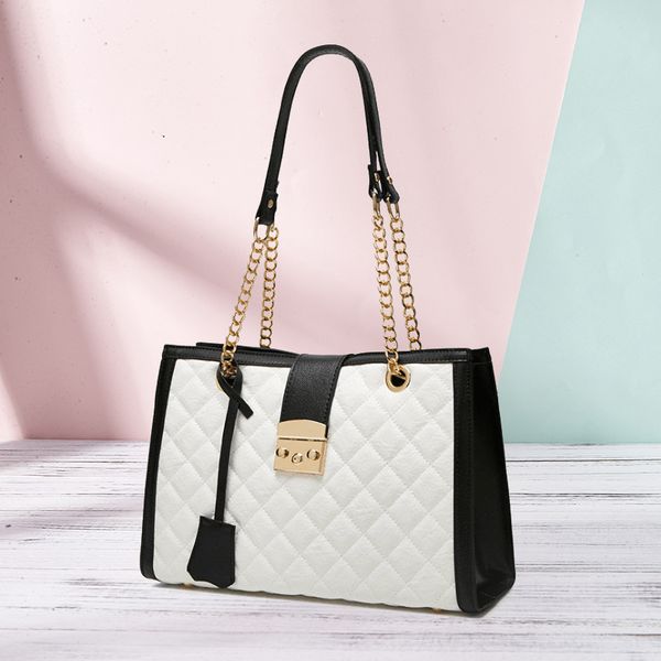 nice design shoulder bag black and white patchwork pu leather handbag quilted noe bag sequins rivet chain bag
nice design shoulder bag black and white patchwork pu leather handbag quilted noe bag sequins rivet chain bag