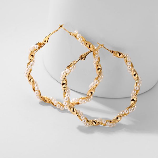 new korean fashion pearl hoop earrings for women unique twisted metal round hoop earrings female personality big circle, Golden;silver
new korean fashion pearl hoop earrings for women unique twisted metal round hoop earrings female personality big circle, Golden;silver