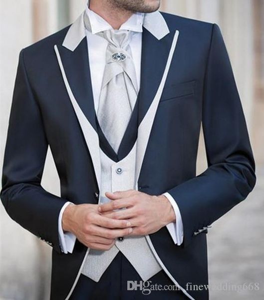 one button groomsmen peak lapel wedding groom tuxedos men suits wedding/prom/dinner man blazer(jacket+tie+vest+pants) 1000, Black;gray
one button groomsmen peak lapel wedding groom tuxedos men suits wedding/prom/dinner man blazer(jacket+tie+vest+pants) 1000, Black;gray