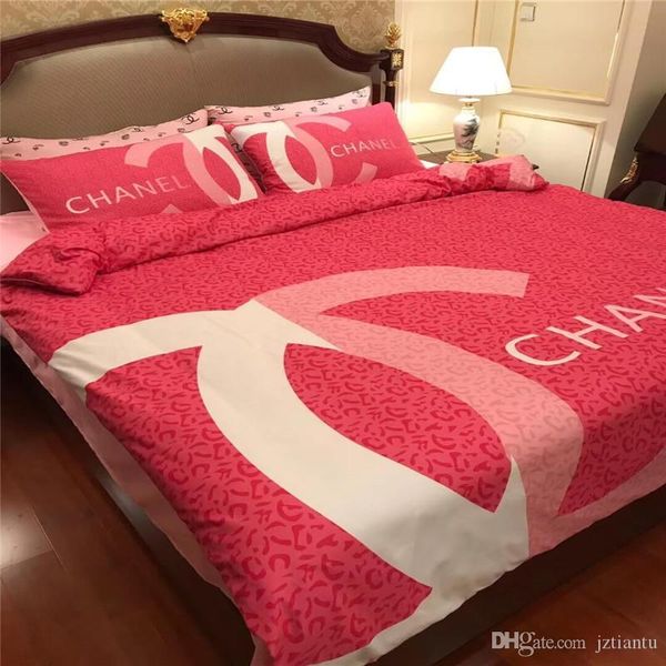 wholesale classic european style bedding suit fashion brand red color autumn winter soft bed sheet 4pcs bedding cover
wholesale classic european style bedding suit fashion brand red color autumn winter soft bed sheet 4pcs bedding cover