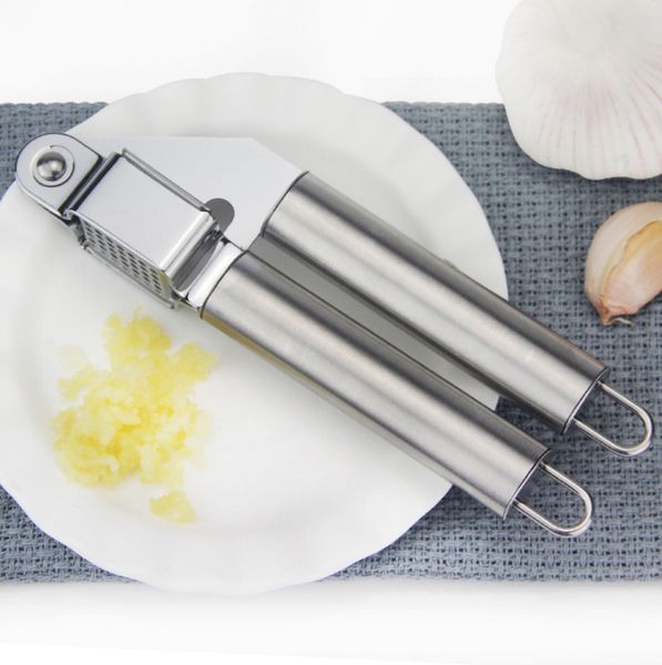 spot supplies bind card household a press squeezing mashed device for pounding minced garlic machine
spot supplies bind card household a press squeezing mashed device for pounding minced garlic machine