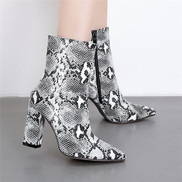 snakeskin pattern women ankle boots zip pointed toe footwear thick high heels female boot women 2019 snakeskin bootie v22, Black
snakeskin pattern women ankle boots zip pointed toe footwear thick high heels female boot women 2019 snakeskin bootie v22, Black