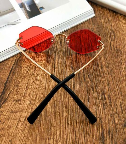 fashion small sunglasses women cat eye sun glasses men 2018 feshion metal frame red sunglasses prismatic vintage shape mcsvn
fashion small sunglasses women cat eye sun glasses men 2018 feshion metal frame red sunglasses prismatic vintage shape mcsvn