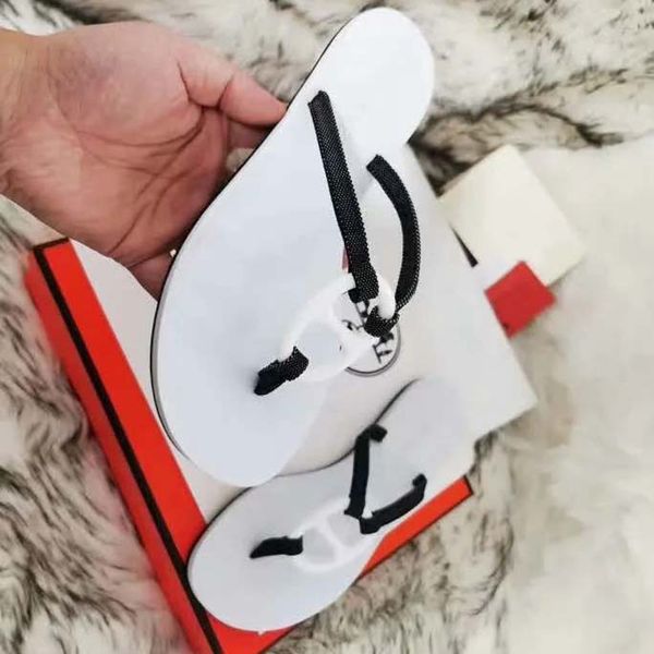 high-quality slippers sandals slides slippers sandals huaraches flip flops loafers scuffs sneaker shoes for man woman 02 1104, Black
high-quality slippers sandals slides slippers sandals huaraches flip flops loafers scuffs sneaker shoes for man woman 02 1104, Black