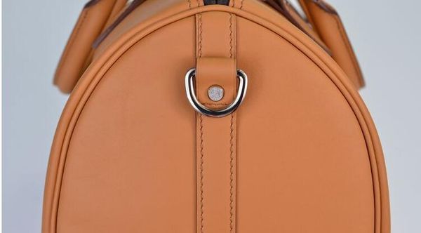 designer-new fashion 35cm female leather handbag shoulder bag totes messenger bag crossbody bag clutch model 41526
designer-new fashion 35cm female leather handbag shoulder bag totes messenger bag crossbody bag clutch model 41526
