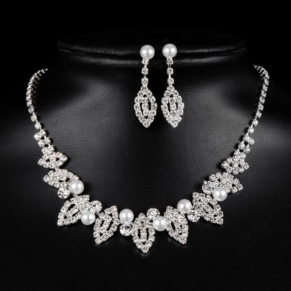 xiufen 2pcs/set women jewelry sets silver color fashionable high-end rhinestone necklace earrings bridal jewelry suit
xiufen 2pcs/set women jewelry sets silver color fashionable high-end rhinestone necklace earrings bridal jewelry suit