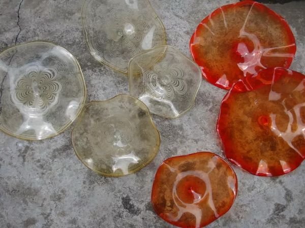 hand blown glass flower plates for wall decoration mediterranean mounth blown murano glass hanging plates
hand blown glass flower plates for wall decoration mediterranean mounth blown murano glass hanging plates