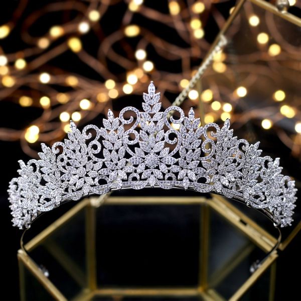 amazing queen tiara vintage headpiece crowns bridal jewelry tocado novia wedding hair accessories y200727, White;golden
amazing queen tiara vintage headpiece crowns bridal jewelry tocado novia wedding hair accessories y200727, White;golden