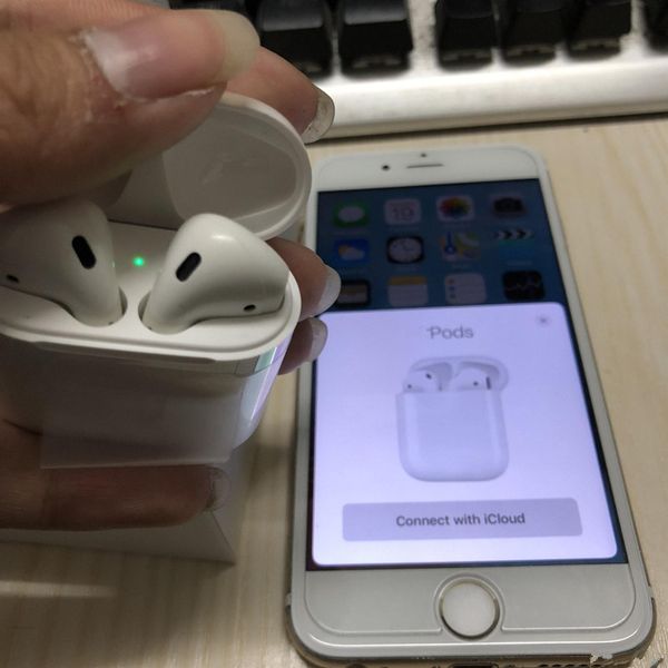 2019 NEW For Airpods W1 Chip Bluetooth Earphone case works Touch Voice Control Connect to iCloud Wireless Bluetooth Head free sets
2019 NEW For Airpods W1 Chip Bluetooth Earphone case works Touch Voice Control Connect to iCloud Wireless Bluetooth Head free sets