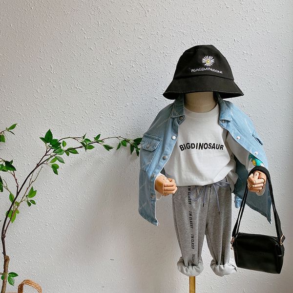 j4ido children's 2020 squinting autumn boys' and girls' letter printing tong chen shan tong chen shan children's coat sh, White;black
j4ido children's 2020 squinting autumn boys' and girls' letter printing tong chen shan tong chen shan children's coat sh, White;black