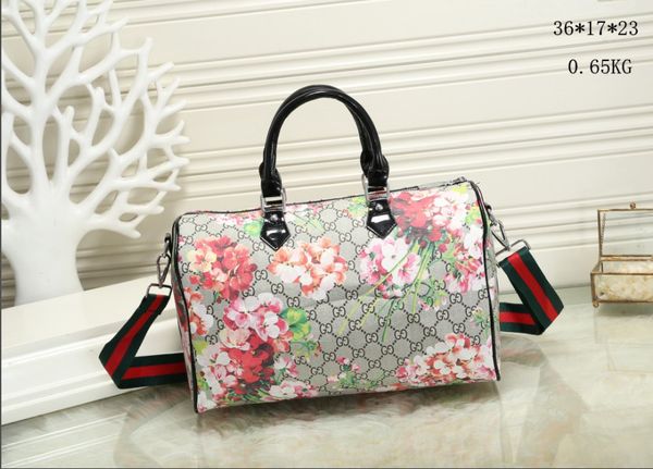 2020 women travel bags hand luggage luxury designer travel bag men pu leather handbags large cross body bag totes
2020 women travel bags hand luggage luxury designer travel bag men pu leather handbags large cross body bag totes
