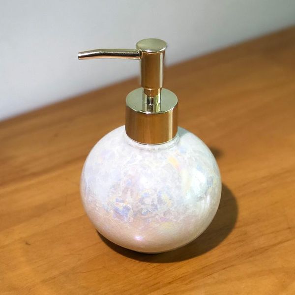 simple and exquisite ceramic hand sanitizer bottle beautiful stone texture easy to carry shower gel shampoo storage bottle
simple and exquisite ceramic hand sanitizer bottle beautiful stone texture easy to carry shower gel shampoo storage bottle