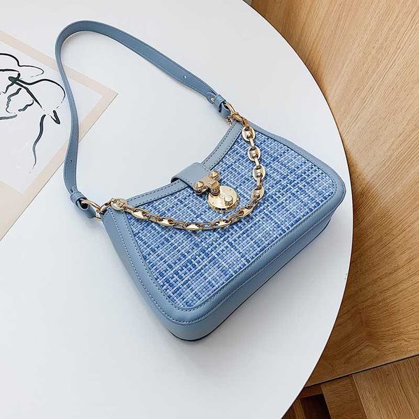 new original design armpit bag & elegant very nice chain handbag woven bag shoulder width 25cm height 16cm thickness 7cm
new original design armpit bag & elegant very nice chain handbag woven bag shoulder width 25cm height 16cm thickness 7cm