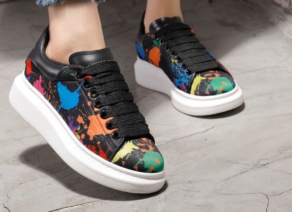wholesale original brand graffiti sneakers,boots,dress shoes, luxury handbag etc, made by original lamb skin ,only do quality, Black
wholesale original brand graffiti sneakers,boots,dress shoes, luxury handbag etc, made by original lamb skin ,only do quality, Black