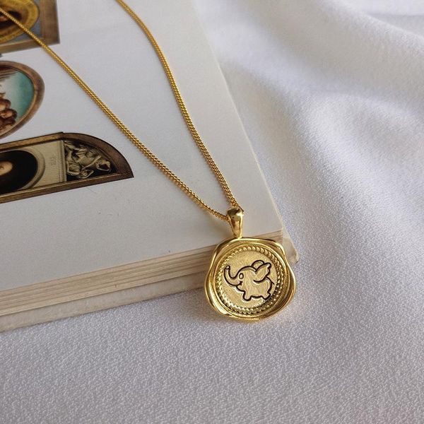 2020 new s925 sterling silver jewelry golden cartoon baby elephant necklace irregular design round card necklace female
2020 new s925 sterling silver jewelry golden cartoon baby elephant necklace irregular design round card necklace female