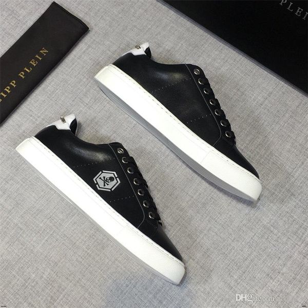 20fw cute breathable mens casual shoes spring summer solid color classic men's flat sneakers smiley mens canvas shoes yetc9, Black
20fw cute breathable mens casual shoes spring summer solid color classic men's flat sneakers smiley mens canvas shoes yetc9, Black