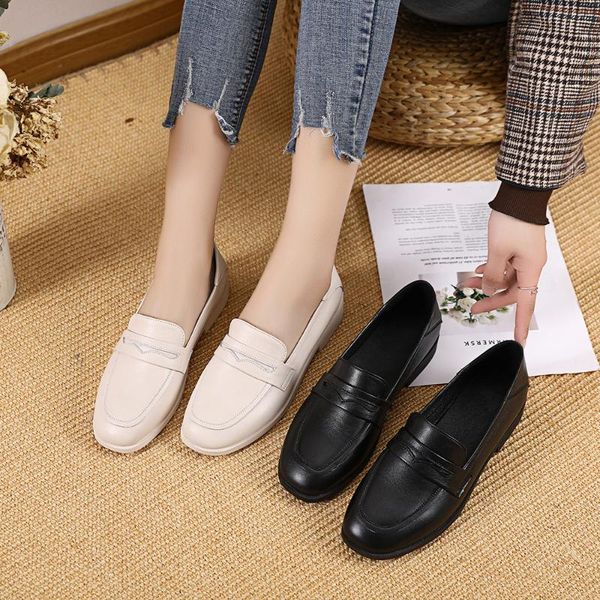leather shoes women's new spring and autumn british wind flat mouth leather soft bottom round head fashion wild comfortable comf, Black
leather shoes women's new spring and autumn british wind flat mouth leather soft bottom round head fashion wild comfortable comf, Black