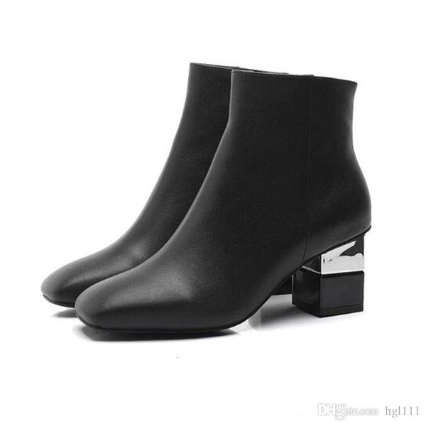 autumn and winter new leather women's shoes black short boots pointed high thick with leather fashion wild square head with a single bo
autumn and winter new leather women's shoes black short boots pointed high thick with leather fashion wild square head with a single bo