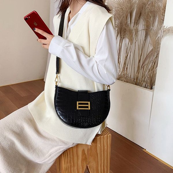 women bag 2020 vintage saddle bag crocodile pattern pu leather shoulder messenger female casual handbag and purse
women bag 2020 vintage saddle bag crocodile pattern pu leather shoulder messenger female casual handbag and purse