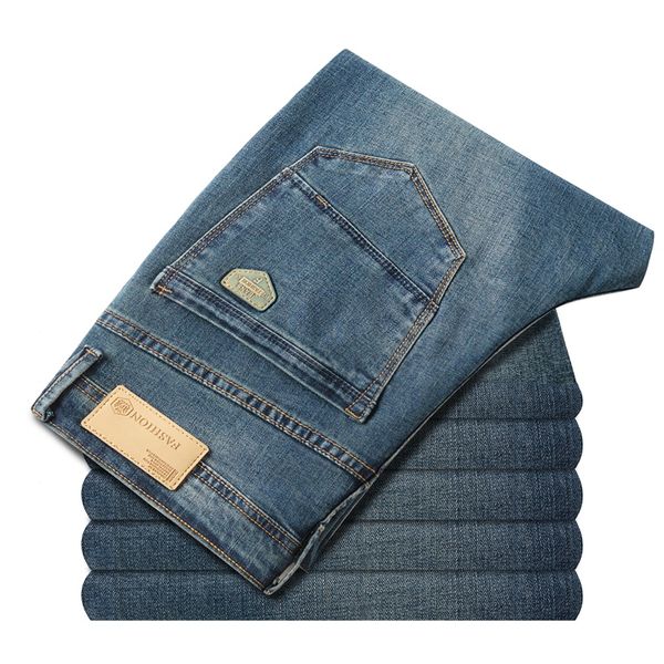 2020 spring new men's vintage blue stretch jeans business casual regular fit denim pants male brand trousers
2020 spring new men's vintage blue stretch jeans business casual regular fit denim pants male brand trousers