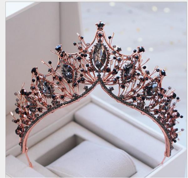 new retro black headdress, wedding accessories, birthday queen's crown, Slivery;golden
new retro black headdress, wedding accessories, birthday queen's crown, Slivery;golden