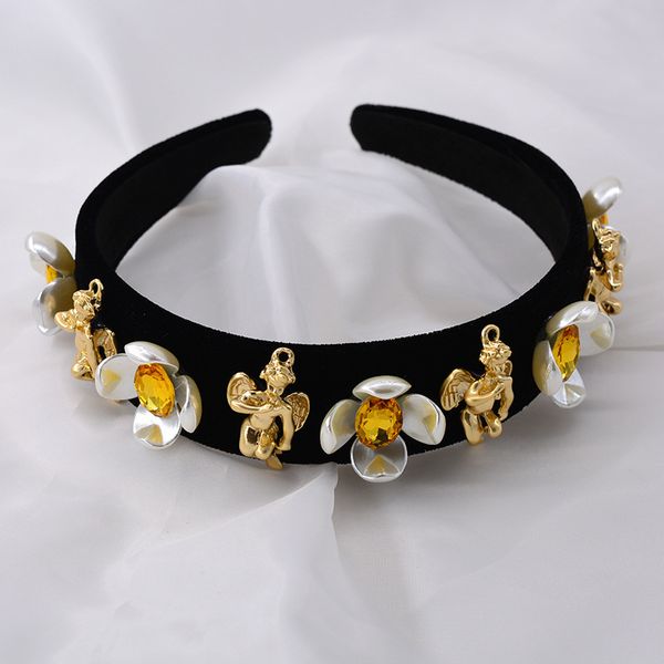 trend vintage pearl golden flower crown tiara baroque queen wide velvet hairband hairwear women wedding hair jewelry party gift, Golden;white
trend vintage pearl golden flower crown tiara baroque queen wide velvet hairband hairwear women wedding hair jewelry party gift, Golden;white