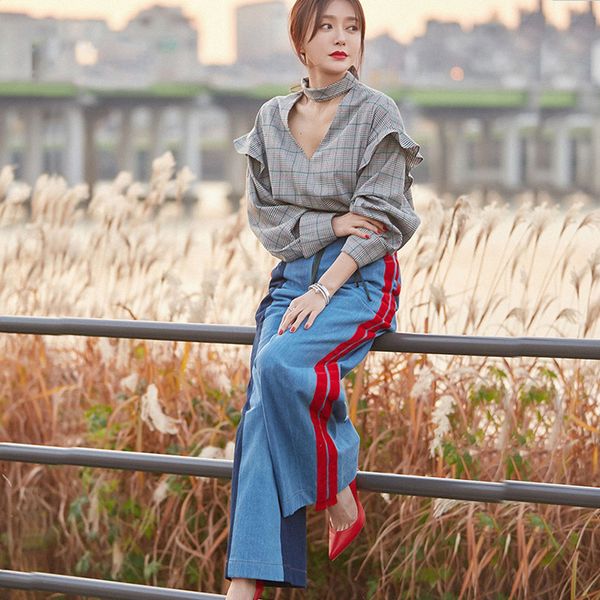 boyfriend jeans women wide legs jeans 2019 fasion high waist velvet spliced denim streetwear full length women's denim pants, Blue
boyfriend jeans women wide legs jeans 2019 fasion high waist velvet spliced denim streetwear full length women's denim pants, Blue