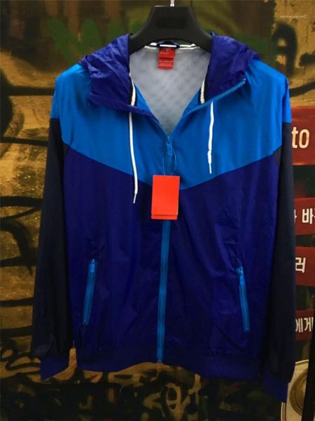 designer jackets casual active style jacket mens fashion contrast color hooded windbreaker jacket autumn thin mens, Black;brown
designer jackets casual active style jacket mens fashion contrast color hooded windbreaker jacket autumn thin mens, Black;brown