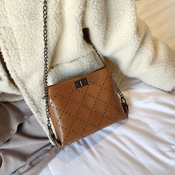 2021 new style shoulder retro bags purse for girls leather shoulder square bags bolsa feminina delin/03
2021 new style shoulder retro bags purse for girls leather shoulder square bags bolsa feminina delin/03