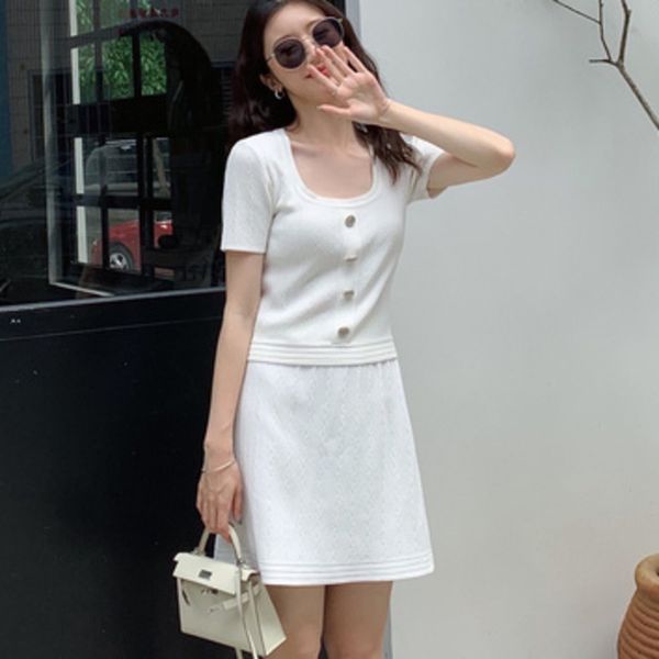 two piece dress 2021 summer elegant knitted women set ladies short sleeve knit pullover & casual mini skirt suits, White
two piece dress 2021 summer elegant knitted women set ladies short sleeve knit pullover & casual mini skirt suits, White