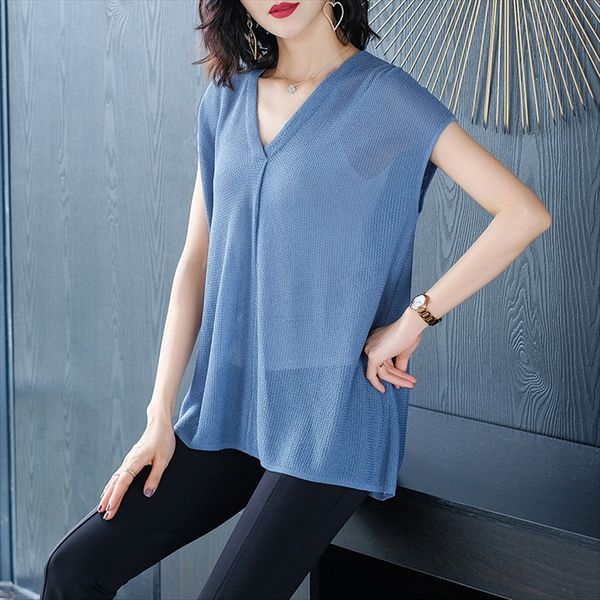 2020 half-sleeve western style v-neck ice silk sweater loose thin short-sleeved t-shirt women's fashion, White
2020 half-sleeve western style v-neck ice silk sweater loose thin short-sleeved t-shirt women's fashion, White