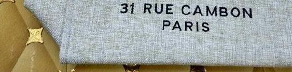 Bolsa de Ombro lvmi8888
Bolsa de Ombro lvmi8888