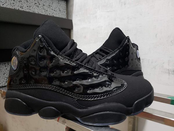 latest 13 cap and gown all black men basketball shoes good quality patent leather 414571-012 mens outdooe designer trainer
latest 13 cap and gown all black men basketball shoes good quality patent leather 414571-012 mens outdooe designer trainer