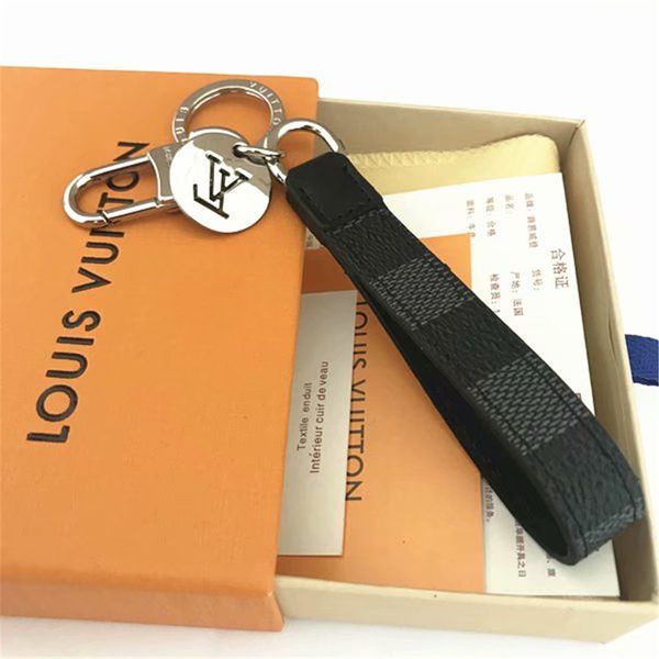 luxury genuine leather car key chain print letter keychain as gift fashion door key ring key accessories, Silver
luxury genuine leather car key chain print letter keychain as gift fashion door key ring key accessories, Silver