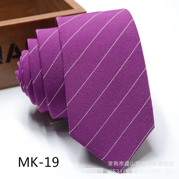 2020 6 cm twill tie mens classic ties formal wedding business red purple blue stripe tie for men accessories tie groom cotton ties, Red;black
2020 6 cm twill tie mens classic ties formal wedding business red purple blue stripe tie for men accessories tie groom cotton ties, Red;black