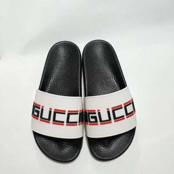 Men Women Sandals Designer Shoes Luxury Slide Summer Fashion Wide Flat Slippery Sandals Slipper Flip Flop size 35-46 flower box
Men Women Sandals Designer Shoes Luxury Slide Summer Fashion Wide Flat Slippery Sandals Slipper Flip Flop size 35-46 flower box