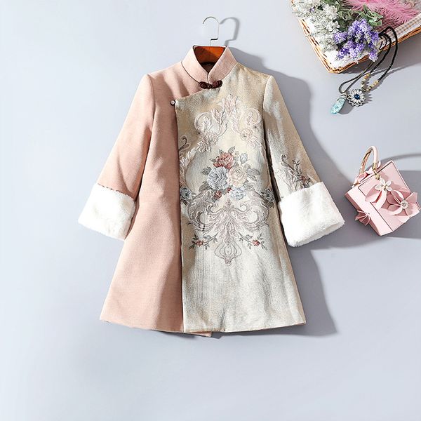 european and american women's autumn winter 2019 new style three-quarter sleeve stand collar flower embroidery fashion coat, Black
european and american women's autumn winter 2019 new style three-quarter sleeve stand collar flower embroidery fashion coat, Black