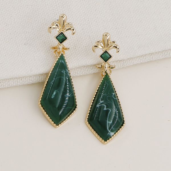 2020 ins trendy gold green resin stones flower butterfly earrings trendy korean fashion chic party jewelry, Silver
2020 ins trendy gold green resin stones flower butterfly earrings trendy korean fashion chic party jewelry, Silver