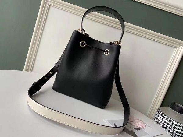 designer handbags luxury large capacity bucket handbags famous brands handbag women bags crossbody bag fashion vintage handbag
designer handbags luxury large capacity bucket handbags famous brands handbag women bags crossbody bag fashion vintage handbag