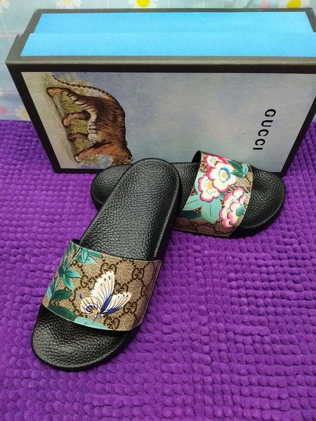 Calçado para Casa homefamilys
Calçado para Casa homefamilys