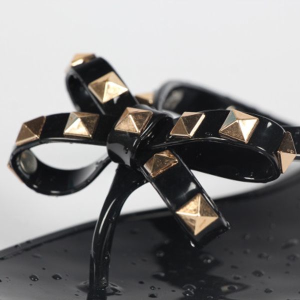 new 2018 woman summer sandals rivets big bowknot flip flops beach sandalias femininas flat jelly designer sandals cs044, Black
new 2018 woman summer sandals rivets big bowknot flip flops beach sandalias femininas flat jelly designer sandals cs044, Black