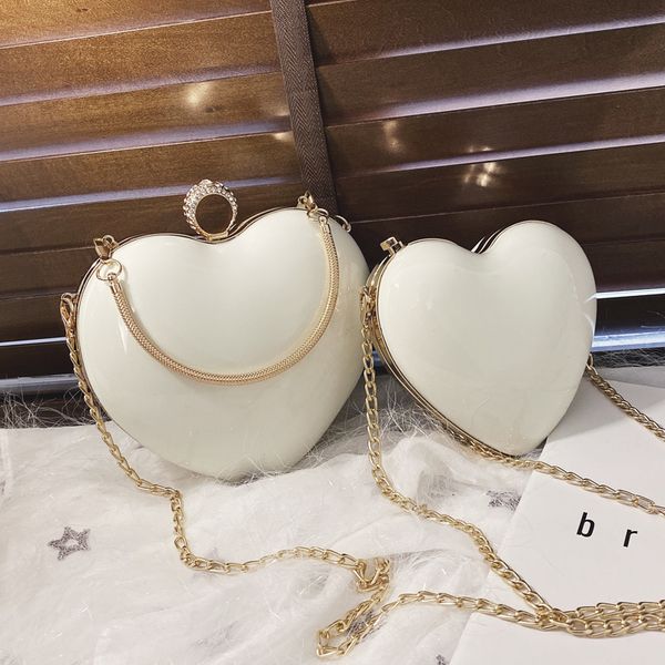 cute ladies metal ring tote bag 2020 fashion new quality patent leather women's designer handbag chain shoulder messenger bag
cute ladies metal ring tote bag 2020 fashion new quality patent leather women's designer handbag chain shoulder messenger bag