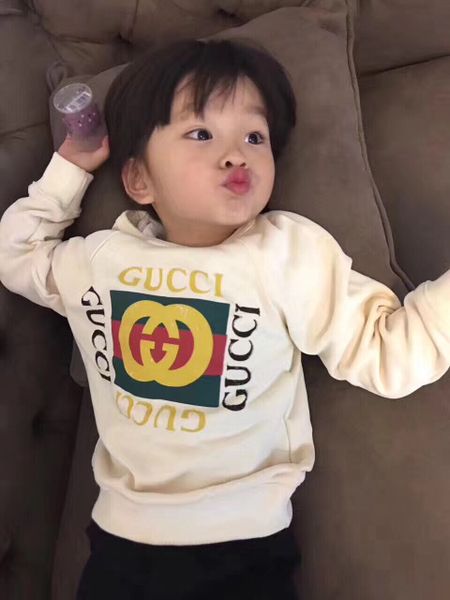 Brand children's clothing summer new children's T-shirt cotton high-end comfort burst models round children's clothing c9
Brand children's clothing summer new children's T-shirt cotton high-end comfort burst models round children's clothing c9