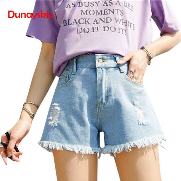 2019 pocket tear-edge jeans new girlfriends with wide-leg denim shorts women hole hollow out blue fashion summer shorts new, White;black
2019 pocket tear-edge jeans new girlfriends with wide-leg denim shorts women hole hollow out blue fashion summer shorts new, White;black