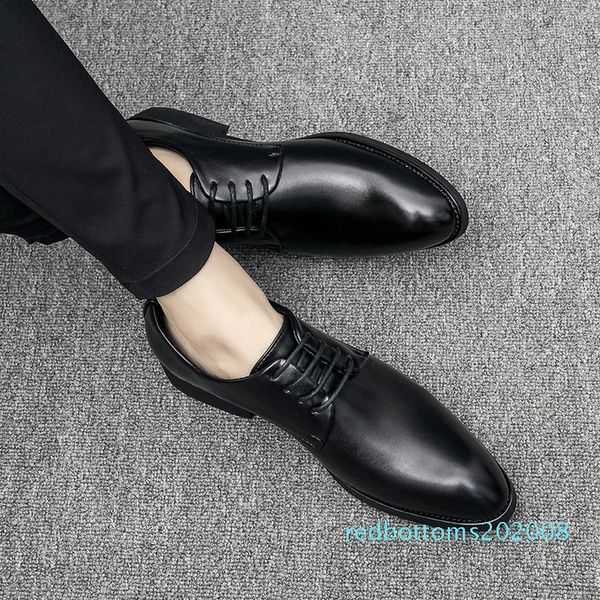 leather shoes black men wedding shoe fashion male formal oxford flats casual lace up business pointed toe shoes for men r08
leather shoes black men wedding shoe fashion male formal oxford flats casual lace up business pointed toe shoes for men r08