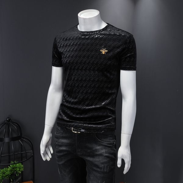 2020 new short-sleeved men's fashion casual embossed t-shirt tide brand trend korean version of the wild men's compassionate slim, White;black
2020 new short-sleeved men's fashion casual embossed t-shirt tide brand trend korean version of the wild men's compassionate slim, White;black