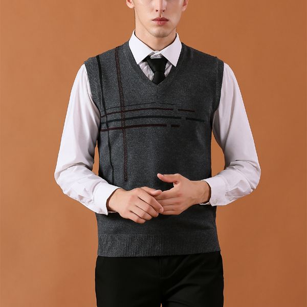 good quality 2018 autumn new fashion sleeveless wool sweater men pullover knitted vest solid v-neck casual men sweaters vest, Black;white
good quality 2018 autumn new fashion sleeveless wool sweater men pullover knitted vest solid v-neck casual men sweaters vest, Black;white