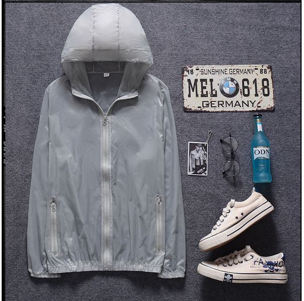 2018 men windbreaker jacket 2018 summer uv protection fashion jacket men's hooded jackets male coat thin men coat outwear couple, Black;brown
2018 men windbreaker jacket 2018 summer uv protection fashion jacket men's hooded jackets male coat thin men coat outwear couple, Black;brown